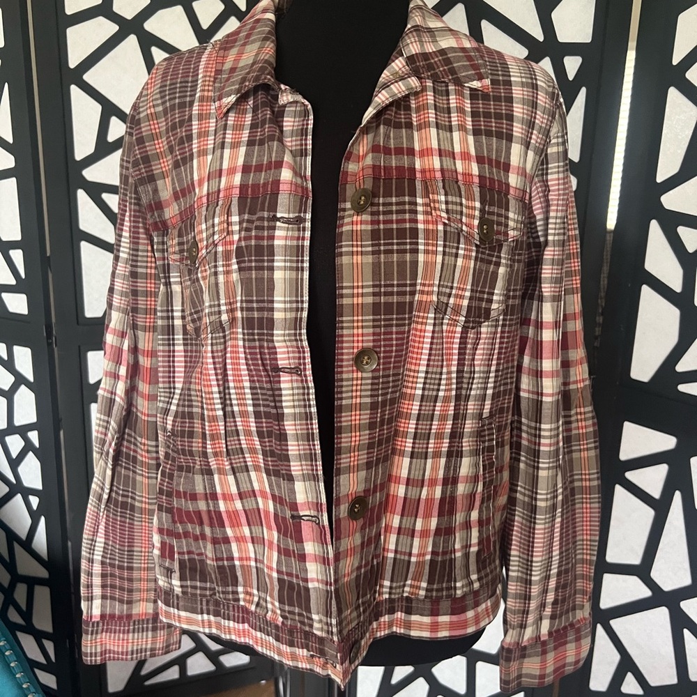 Charter Club Brown Plaid Trucker style shirt/jacket. EUC size women’s M unisex